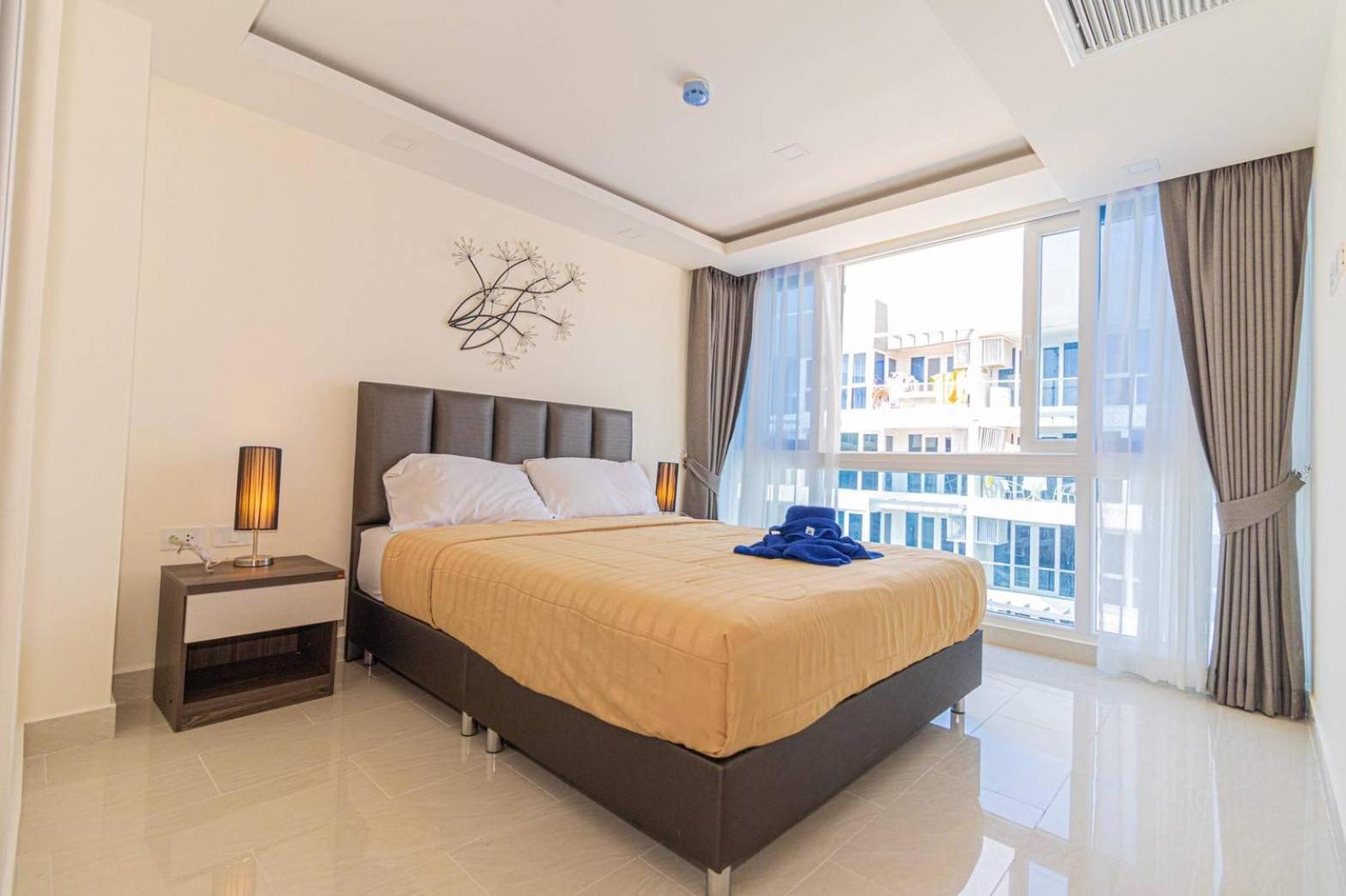 Grand Avenue By Fantasea Beach Pattaya Rom bilde