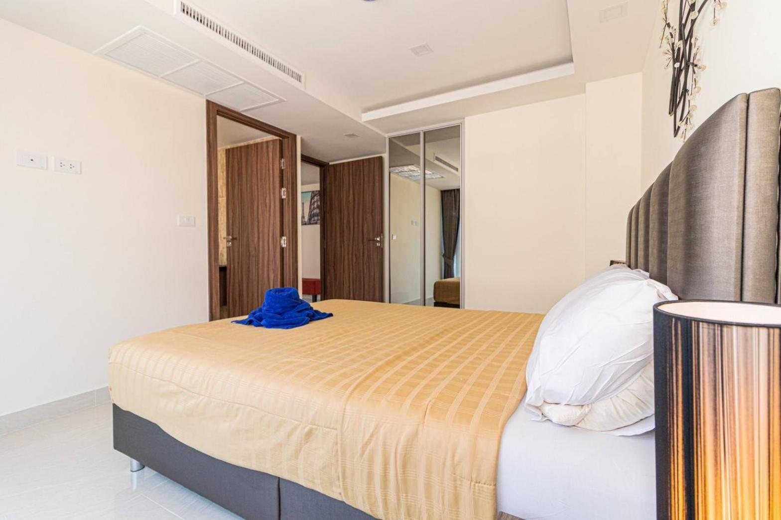 Grand Avenue By Fantasea Beach Pattaya Rom bilde