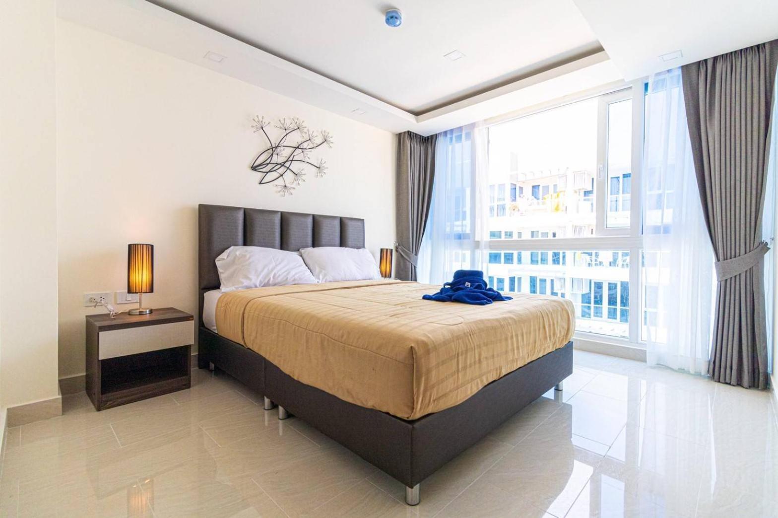 Grand Avenue By Fantasea Beach Pattaya Rom bilde