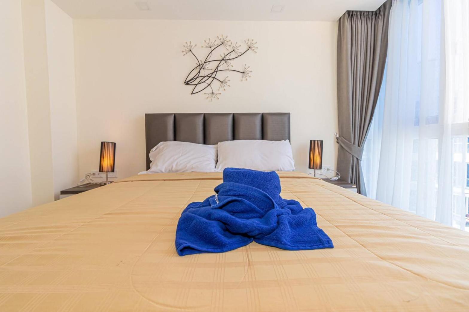 Grand Avenue By Fantasea Beach Pattaya Rom bilde